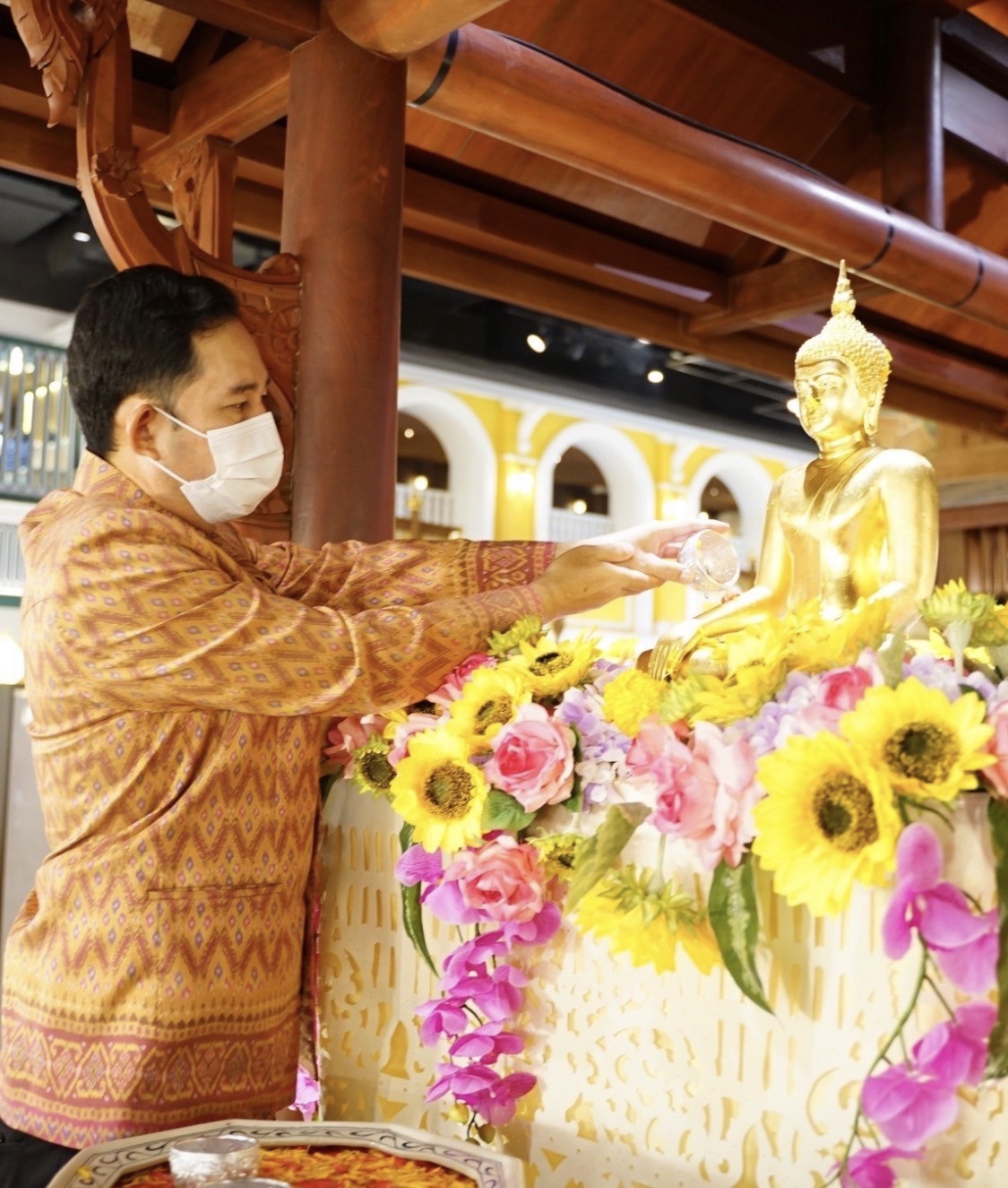 วธ.เผยผลโพลประชาชนยุคโควิด-19 ส่วนใหญ่อยากให้จัดงานสงกรานต์แบบออนไซต์และออนไลน์ เพื่อสืบสานเทศกาลประเพณีไทย