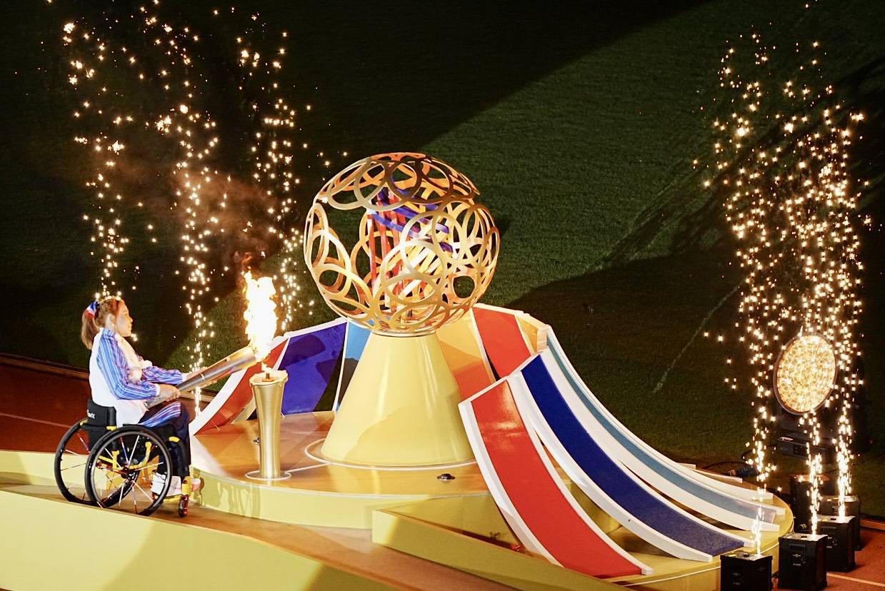 จุดคบเพลิง 'อาเซียนพาราเกมส์ ครั้งที่ 13' ไทยส่งทัพศิลปินโชว์พลังเสียง พิธีเปิดสุดงดงาม