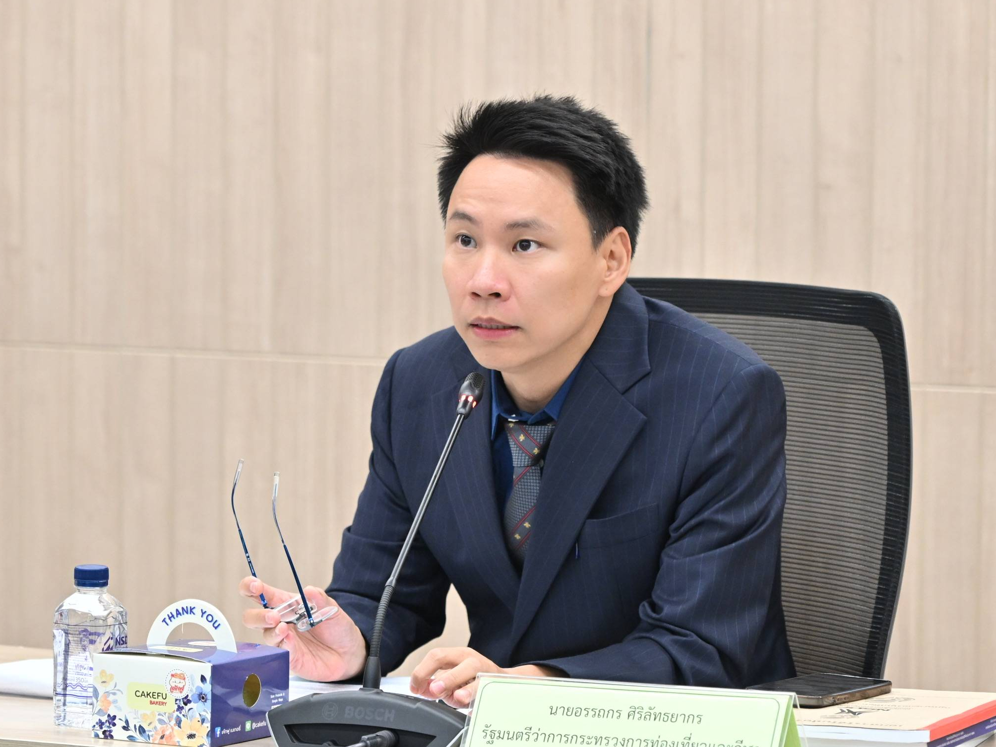 "รมว.อรรถกร" เดินหน้าโปร่งใสกองทุนกีฬา ไฟเขียวจ่ายตรงนักกีฬา นำร่อง 2 มหกรรมใหญ่ อนุมัติงบกว่า 423 ล้านบาท เตรียมทัพไทยลุยเอเชียนเกมส์&ndash;เอเชียนพาราเกมส์ ญี่ปุ่น