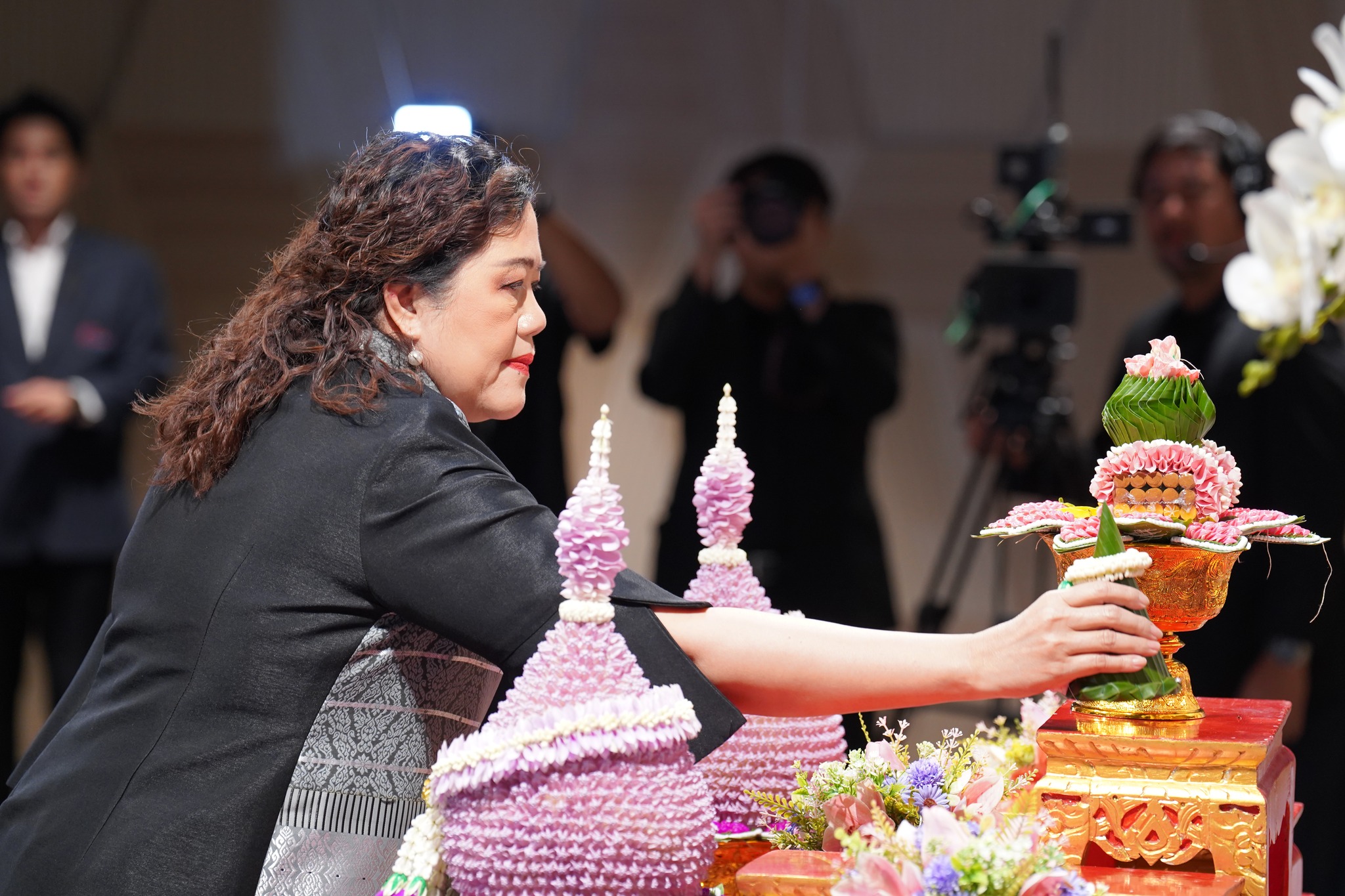 อธิบดีกรมประชาสัมพันธ์ เป็นประธานในพิธีวางพานพุ่มสักการะพระรูป &ldquo;พระบิดาแห่งกิจการวิทยุกระจายเสียงไทย&rdquo; เนื่องในโอกาสครบรอบ 96 ปี วันวิทยุกระจายเสียงไทย