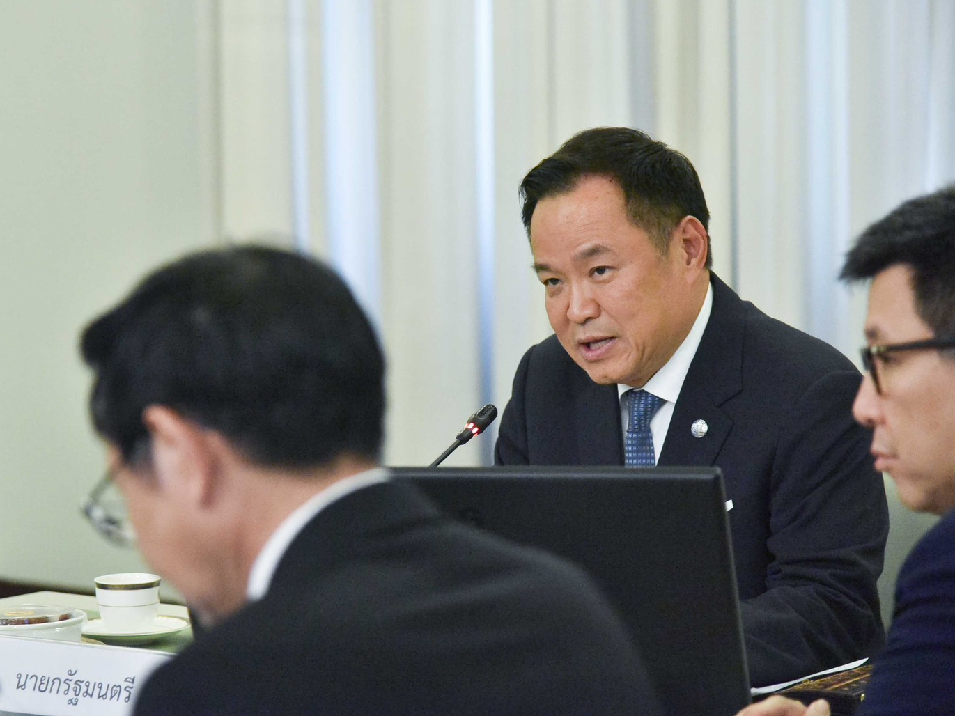 เรียกด่วน! นายกฯ หารือ กค.&ndash;คค.&ndash;พน. กำหนดมาตรการพลังงาน รับมือสถานการณ์ตะวันออกกลาง หลังปิดช่องแคบฮอร์มุซ