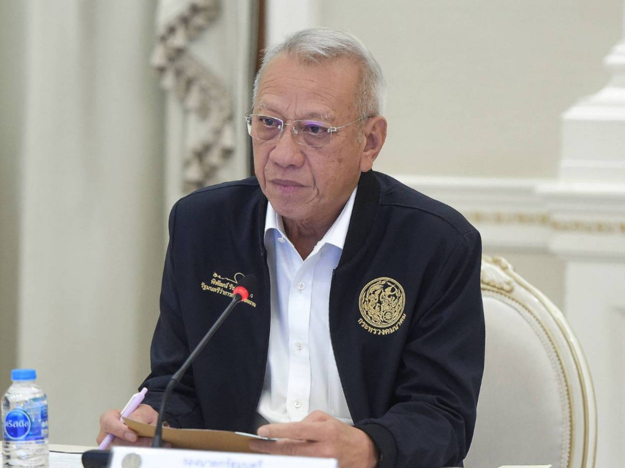 รองนายกฯ พิพัฒน์ นั่งเป็นประธานประชุม ศบก. ครั้งที่ 2 ยืนยันลูกเรือไทยจากเหตุเรือสินค้าถูกระเบิดใกล้ช่องแคบฮอร์มุซปลอดภัย ขณะที่อีก 3 คนยังอยู่ระหว่างการค้นหา ศบก. ติดตามสถานการณ์พลังงาน ราคาสินค้า และการท่องเที่ยวที่ได้รับผลกระทบต่อเนื่อง