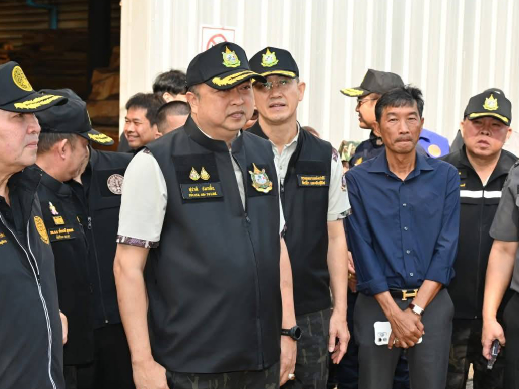 รัฐบาลเอาจริง สั่ง "รมว.ทส.สุชาติฯ" พร้อมด้วย "รมว.ยธ.พล.ต.ท.รุทธพลฯ" แถลงร่วม ผลการตรวจสอบโกดังบางปะหัน ลุยเดินหน้าตามนโยบายรัฐบาล ปราบเครือข่ายค้าไม้มีค่า