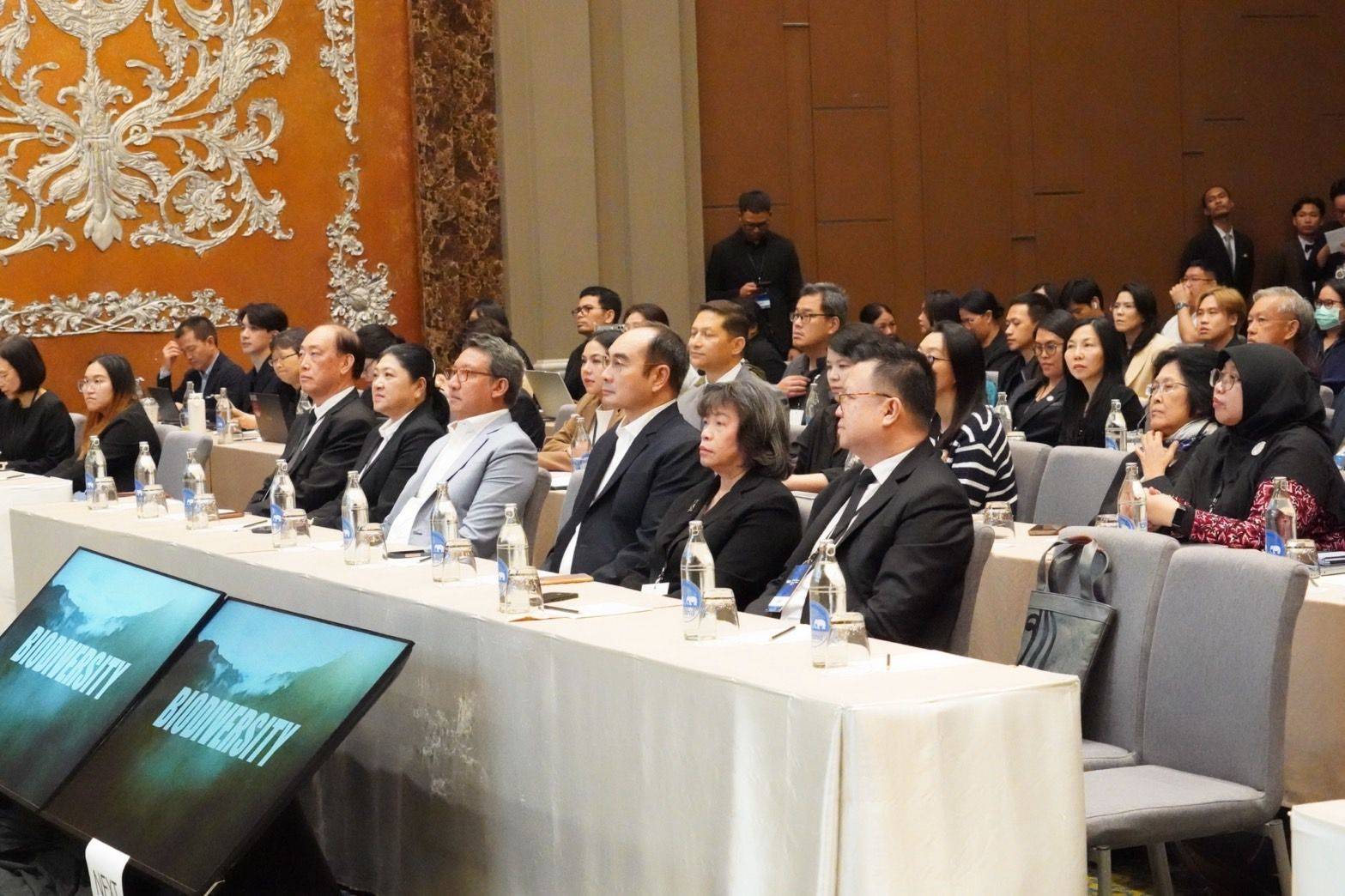 รองปลัด กษ. เข้าร่วมเปิดการประชุมเชิงปฏิบัติการ &ldquo;Biodiversity Roadmap of Thailand&rdquo; เวทีแลกเปลี่ยนองค์ความรู้และประสบการณ์ เพื่อสนับสนุนการพัฒนาและขับเคลื่อนกลไก Biodiversity Credit ในประเทศไทย