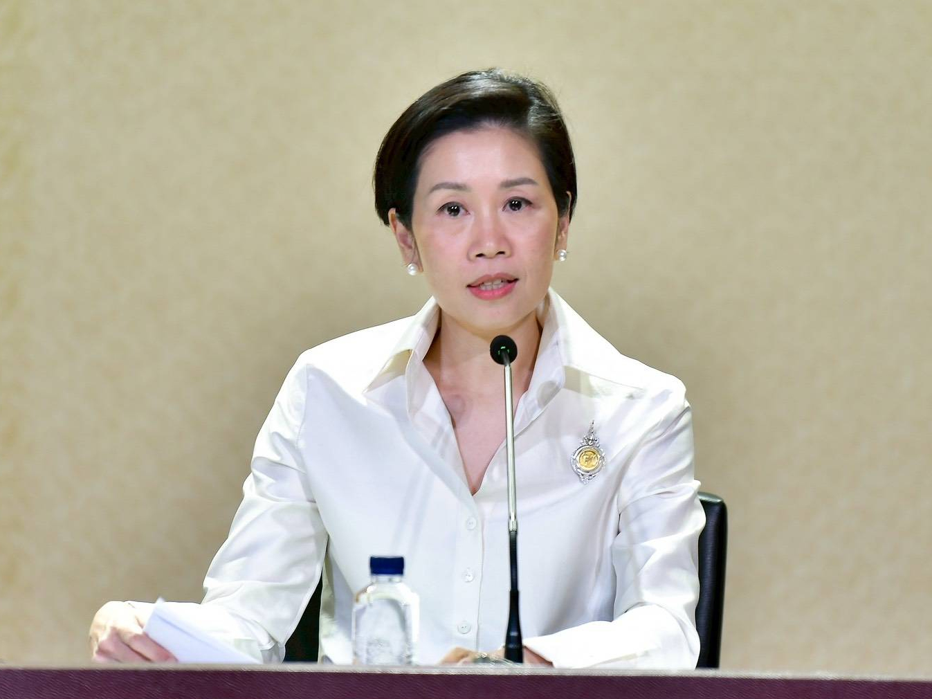โฆษกรัฐบาลเผย "อนุทิน" ลุยเกาะพะงัน 13 พ.ค. ต่อเนื่องภูเก็ต สั่งสแกนนอมินีทั่วประเทศ ชี้เป็นภัยความมั่นคงทางเศรษฐกิจ ย้ำไม่ปล่อยทุนสีเทาใช้ช่องว่างกฎหมายแย่งงานคนไทย