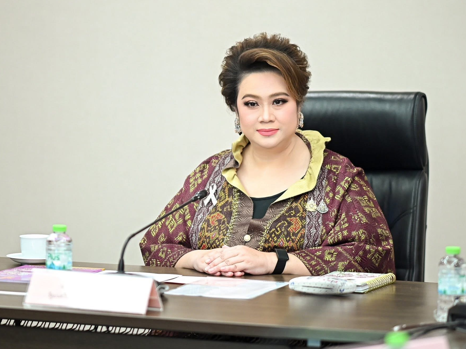 "ศุภมาส" สั่ง สคบ. ผนึกตำรวจ-ขนส่ง ตามล่าคนขับแอปทิ้งนักท่องเที่ยวญี่ปุ่นกลางอโศกแล้วทำร้ายซ้ำ บี้แพลตฟอร์มร่วมรับผิด เร่งเยียวยา กู้ภาพลักษณ์ประเทศ