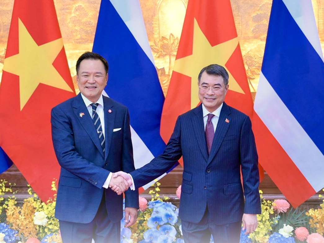 ไทย &ndash; เวียดนาม มิตรภาพแน่นแฟ้น นายกฯ สองประเทศนำทีมหารือรอบด้าน เศรษฐกิจ ความมั่นคง ย้ำ เติบโตไปด้วยกัน