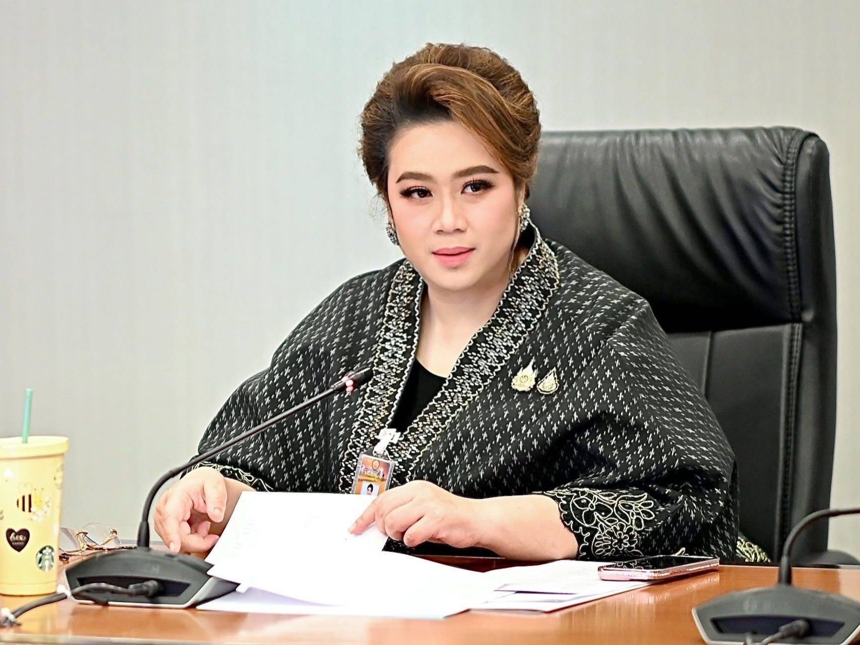 &ldquo;ศุภมาส&rdquo; สั่ง สคบ. ดูแลผู้บริโภค ปมแบตรถจักรยานไฟฟ้าระเบิดคาบ้าน หวิดดับ! เร่งตรวจสอบผู้ขาย-ประสาน สมอ. คุมมาตรฐาน พร้อมเตือนภัยทั้งประเทศ