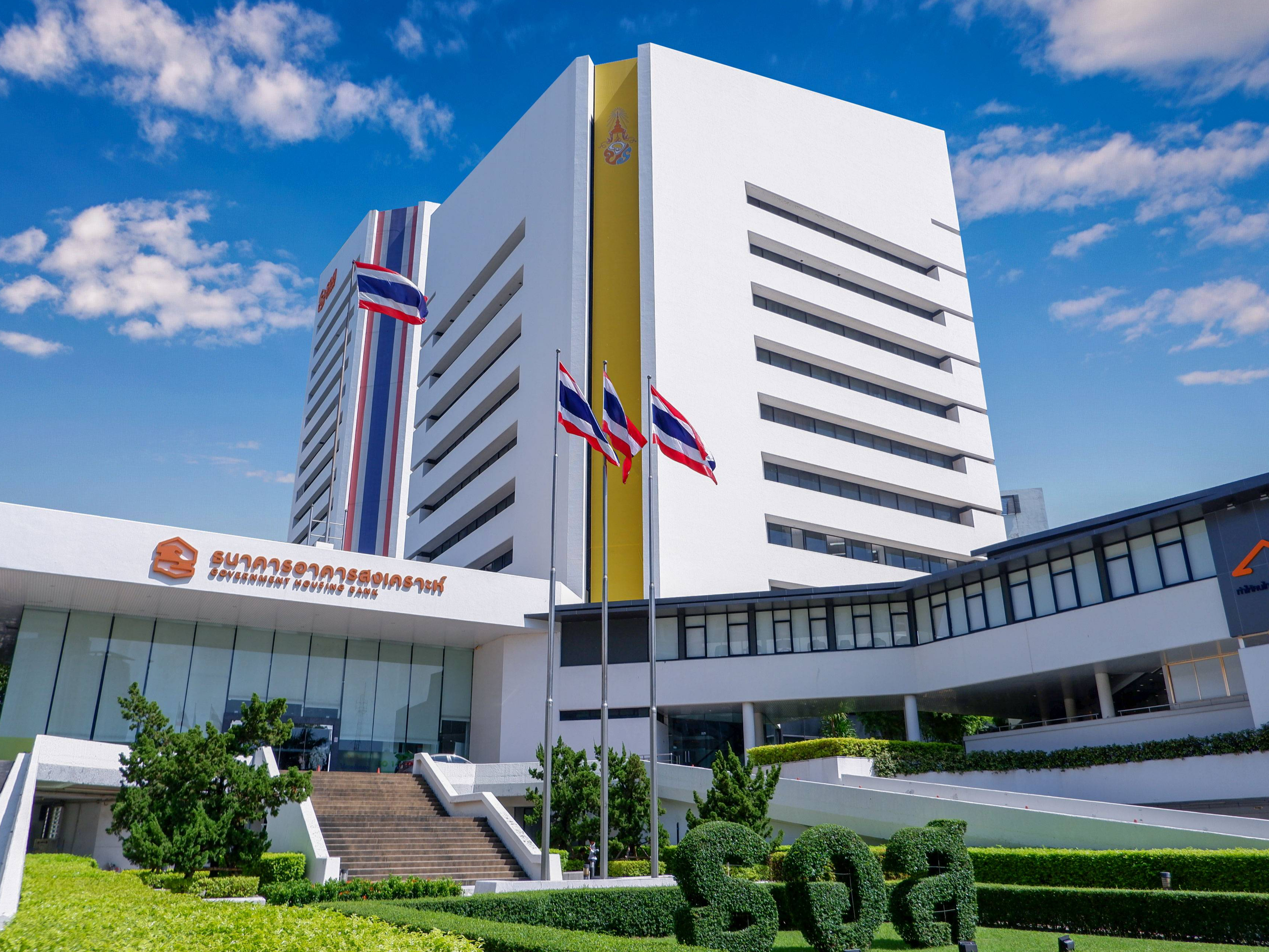 ธอส. อัดฉีดเม็ดเงินกระตุ้นเศรษฐกิจ ปล่อยสินเชื่อใหม่แล้วกว่า 95,000 ล้านบาท ดันคนไทยมีบ้านเพิ่มทะลุ 1 แสนบัญชี ลุยสินเชื่อ Green Loan รองรับยุคพลังงานสะอาด