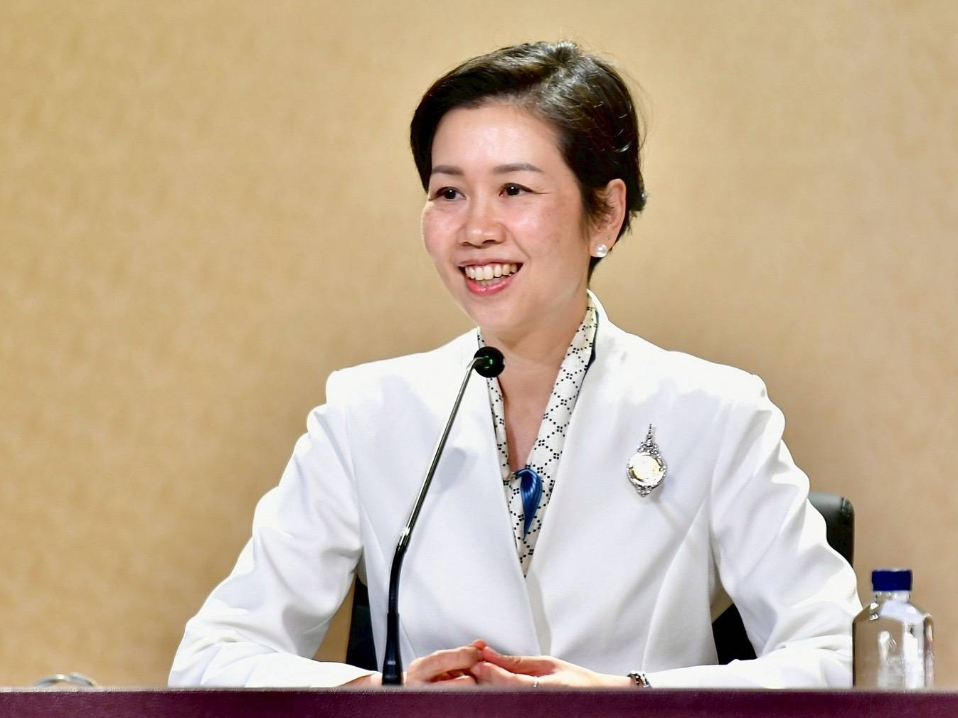 รัฐบาลดัน กรอ. เป็นเวทีแก้ปัญหาเชิงพื้นที่ เรื่องใหญ่กระทบประชาชนต้องขึ้นโต๊ะรัฐ&ndash;เอกชนทันที