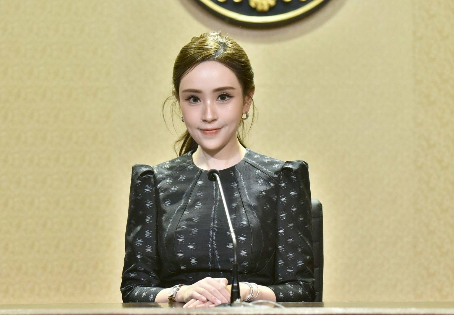 รัฐบาลเร่งเครื่องแก้ปัญหาเชิงรุก เตรียมชงครม. พิจารณาแผนเยียวยาเกษตรกรอีสาน ที่ได้รับผลกระทบจาก 8 โครงการรัฐในอดีต พร้อมจัดทัพ 10 คณะทำงาน เกาะติดการแก้ปัญหาอย่างยั่งยืน