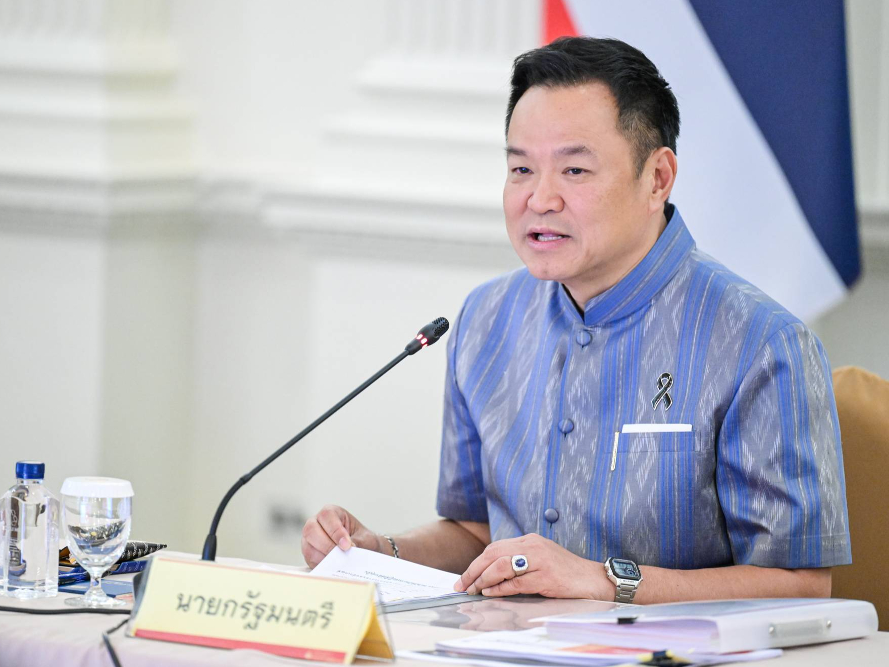 นายกฯ ประชุม กพช. เห็นชอบมาตรการสำคัญด้านพลังงาน ปรับโครงสร้างอัตราค่าไฟฟ้า ลบภาระค่าไฟสาธารณะออกจากบิลบ้านอยู่อาศัย พร้อมเสริมความมั่นคงระบบไฟฟ้ารองรับการลงทุน Data Center