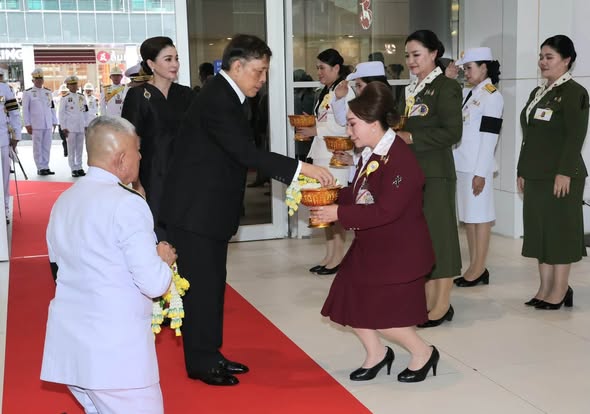 ในหลวง-พระราชินี ทรงเป็นองค์ประธาน ในงานมหกรรมกองทุนแม่ของแผ่นดิน ประจำปี ๒๕๖๙ 