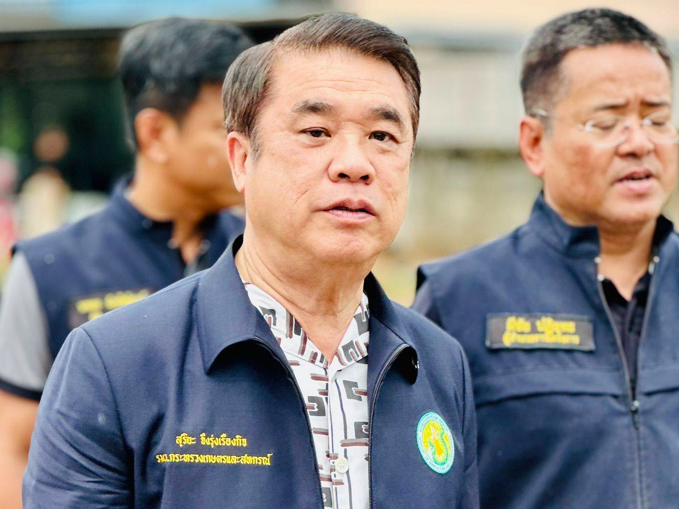 &ldquo;สุริยะ&rdquo; บุกน่านลุยโคลน! สั่งทุกหน่วยเร่งฟื้นฟูช่วยเหลือชาวบ้าน พร้อมตั้งครัวเติมอาหาร ย้ำหลังน้ำลดต้องคืนพื้นที่ให้ประชาชนโดยเร็ว