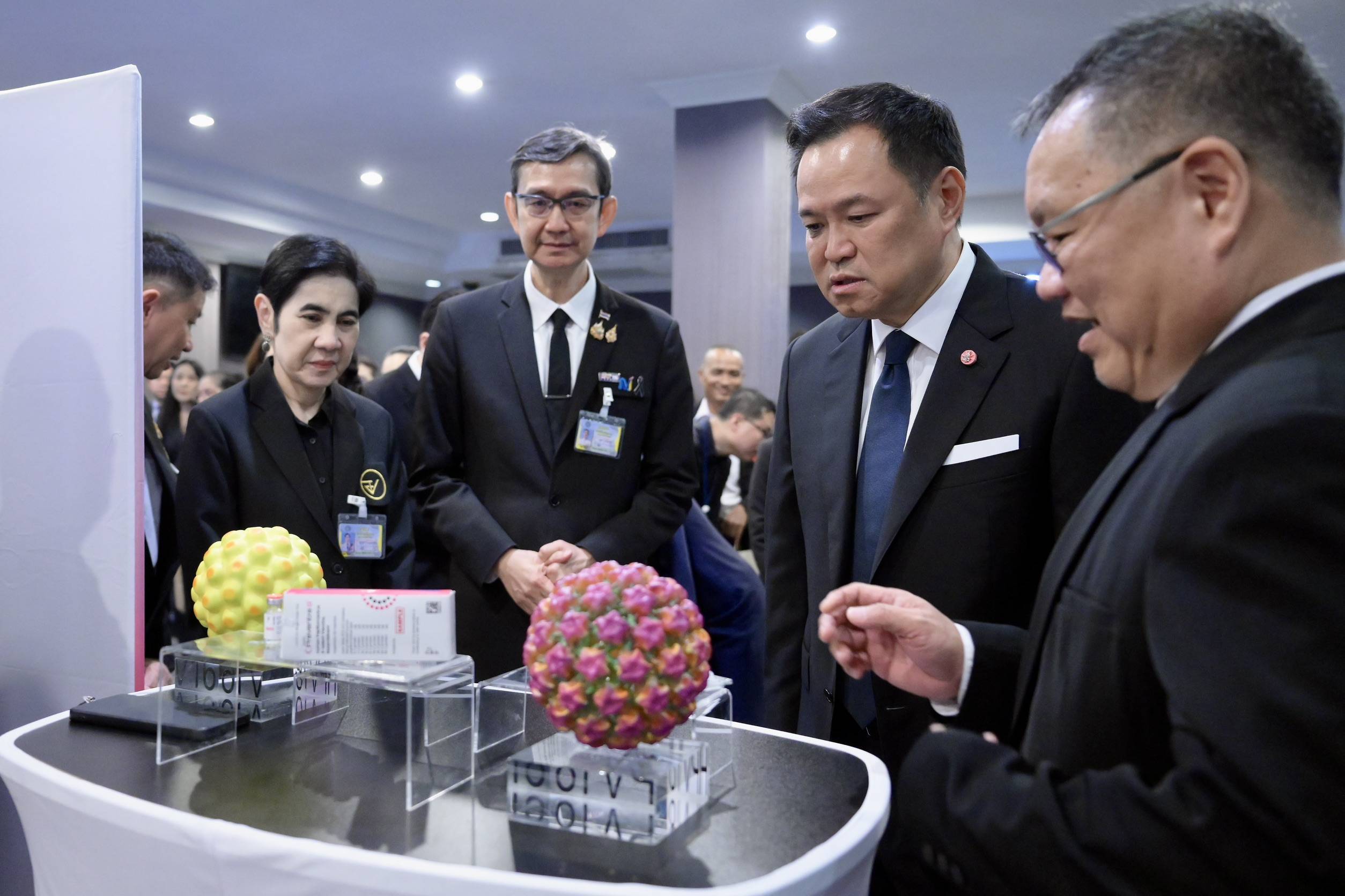 ไทยก้าวสู่อีกขั้นด้านความมั่นคงวัคซีน อย. ขึ้นทะเบียนวัคซีน HPV 9 สายพันธุ์ - Botulinum Antitoxin หนุนไทยสู่ศูนย์กลางวัคซีนอาเซียน