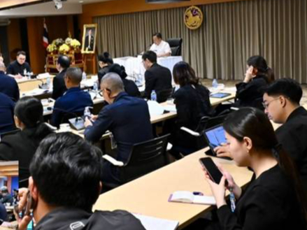 กระทรวงมหาดไทย ประชุมเตรียมความพร้อมการจัดงานพระราชพิธีถวายพระเพลิงพระบรมศพสมเด็จพระนางเจ้าสิริกิติ์ พระบรมราชินีนาถ พระบรมราชชนนีพันปีหลวง พร้อมขับเคลื่อนหน่วยงานในสังกัดทั้งส่วนกลางและส่วนภูมิภาคทั่วประเทศให้เป็นไปด้วยความเรียบร้อย สง่างาม และสมพระเกียร