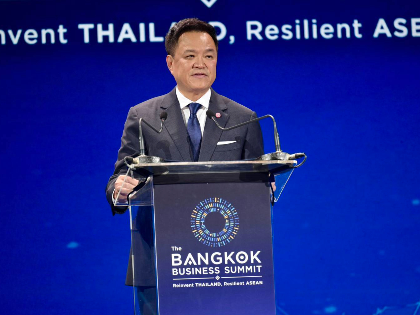 นายกฯ ชูไทยฐานเศรษฐกิจ-แพลตฟอร์มเชื่อมภูมิภาค สร้างความเชื่อมั่น ดึงลงทุนแห่งอนาคต