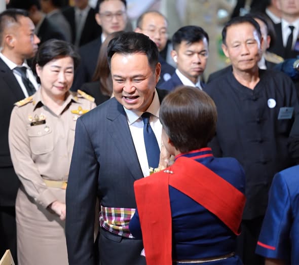 &ldquo;อนุทิน&rdquo; มอบรางวัลการบริหารจัดการที่ดี ประจำปีงบประมาณ พ.ศ. 2569 เชิดชูเกียรติ 240 ท้องถิ่นต้นแบบ เน้นย้ำเกียรติภูมิหน่วยงานสะท้อนจากการอุทิศตนเพื่อบริการประชาชน ยืนยันเดินหน้าปราบปรามการทุจริตโดยไม่ละเว้น เพื่อรักษามาตรฐานระบบราชการไทยต่อพี่น้องประชาชน