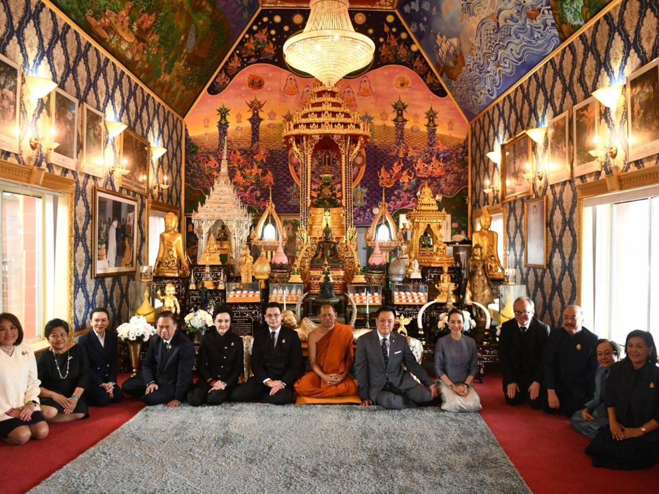 นายกฯ เยี่ยมวัดพุทธไทยถาวรวนาราม ย้อนความหลังวัยเรียน 40 ปีที่แล้ว บอกคนไทยสบายใจรัฐบาลเดินหน้าเศรษฐกิจ - ปราบคอร์รัปชัน - ยาเสพติด