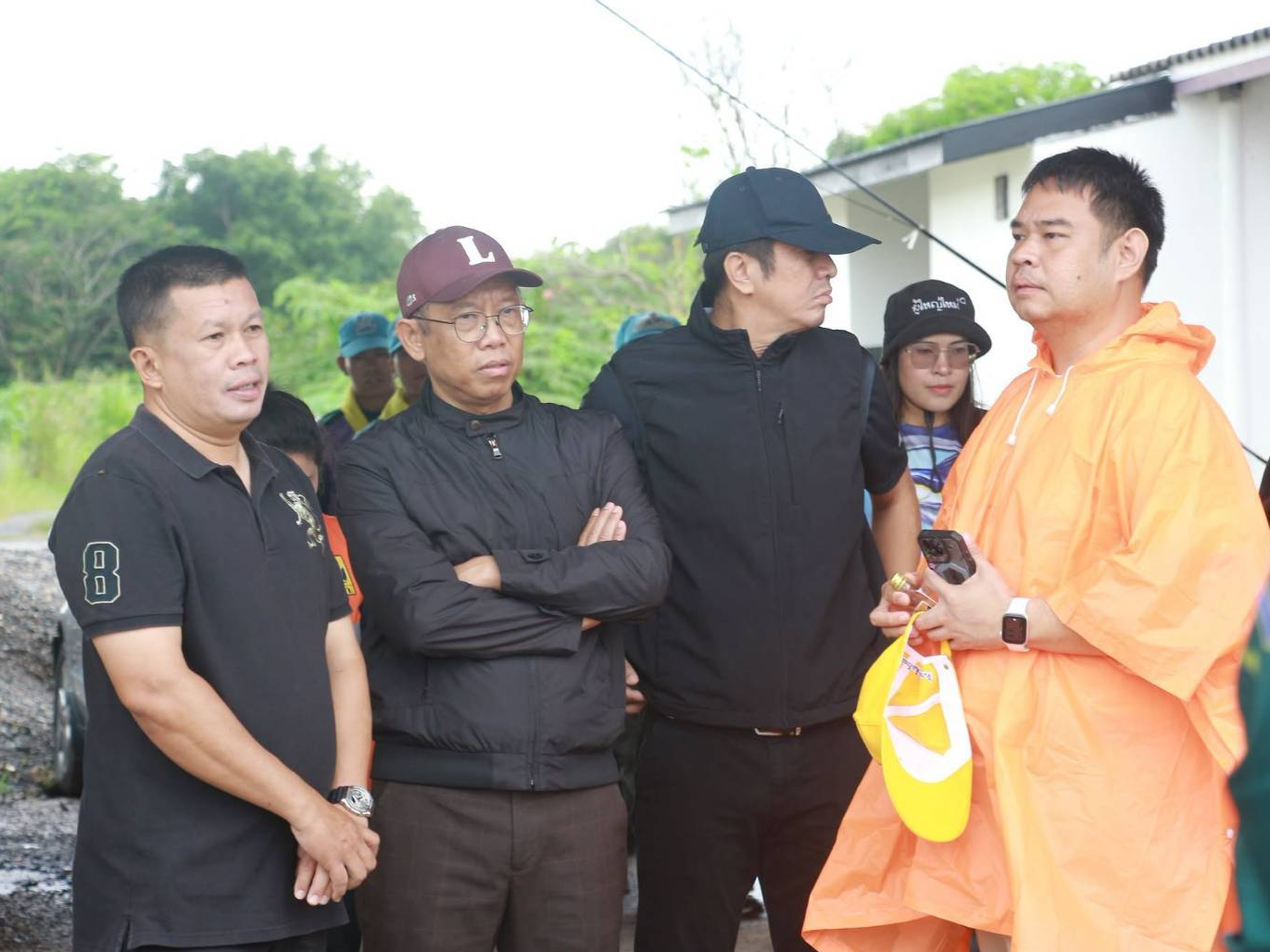 📌อ.ไชโย เร่งอุดจุดเสี่ยงริมน้ำ-ใต้สะพาน รองผู้ว่า ฯ สั่งการเตรียมความพร้อมศูนย์พักพิงชั่วคราว พร้อมรองรับประชาชนได้ทันที&nbsp;