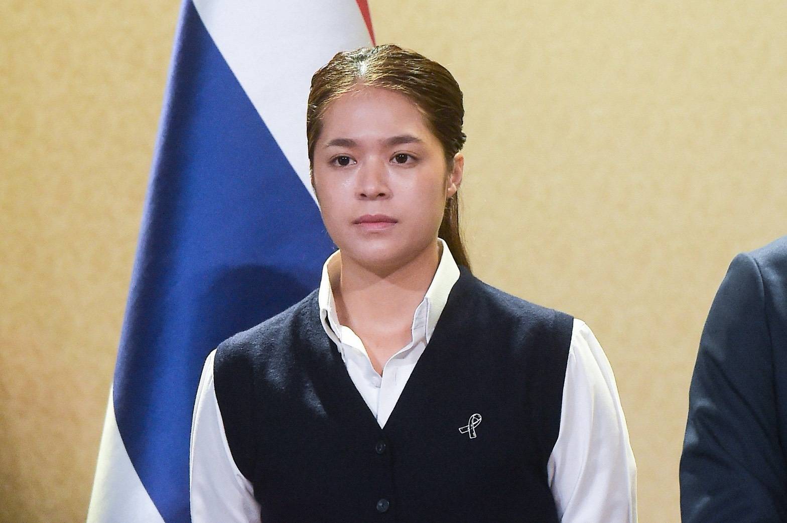 ครม.อนุมัติก่อหนี้ผูกพันข้ามปีงบประมาณสำหรับเป็นค่าเช่าอาคารที่ทำการสำนักงาน ค่าเช่ารถยนต์นั่งส่วนบุคคล และค่าเช่าคลังเก็บวัสดุของสำนักงานการท่องเที่ยวแห่งประเทศไทยสำนักงานต่างประเทศ