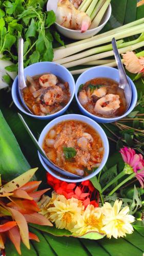 ละแวกะตาม