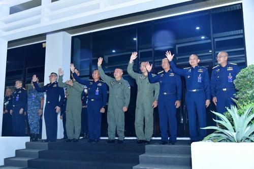 กองทัพอากาศส่งเครื่องบิน A340-500 อพยพคนไทยในอิสราเอลเที่ยวแรก