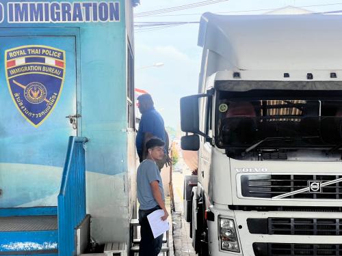 รถขนส่งสินค้า ขอให้รัฐเร่งเปิดด่านสะเดาแห่งใหม่ แก้ปัญหาการจราจร