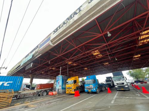 รถขนส่งสินค้า ขอให้รัฐเร่งเปิดด่านสะเดาแห่งใหม่ แก้ปัญหาการจราจร