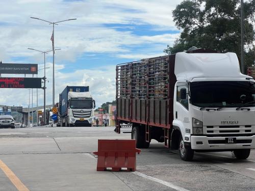 รถขนส่งสินค้า ขอให้รัฐเร่งเปิดด่านสะเดาแห่งใหม่ แก้ปัญหาการจราจร