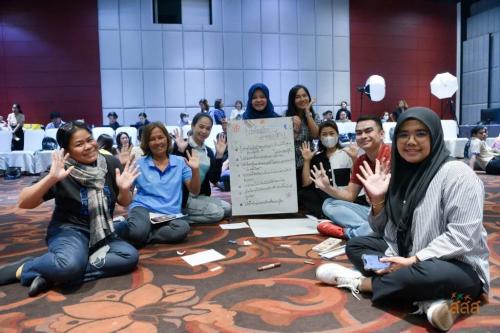 เลี้ยงเด็กหนึ่งคน ใช้คนทั้งหมู่บ้าน